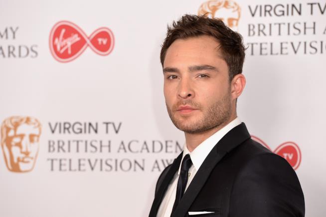 Ed Westwick accusato di violenza sessuale dall'attrice Kristina Cohen Primo piano di Ed Westwick