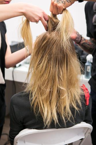 Capelli biondi lunghi Capelli biondi styling