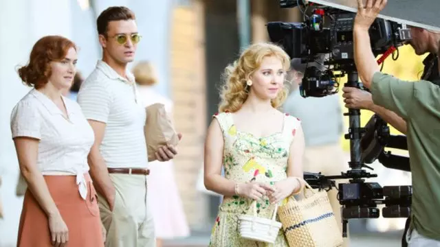 Kate Winslet, Justin Timberlake, Juno Temple in Wonder Wheel Una scena del film Wonder Wheel di Woody Allen
