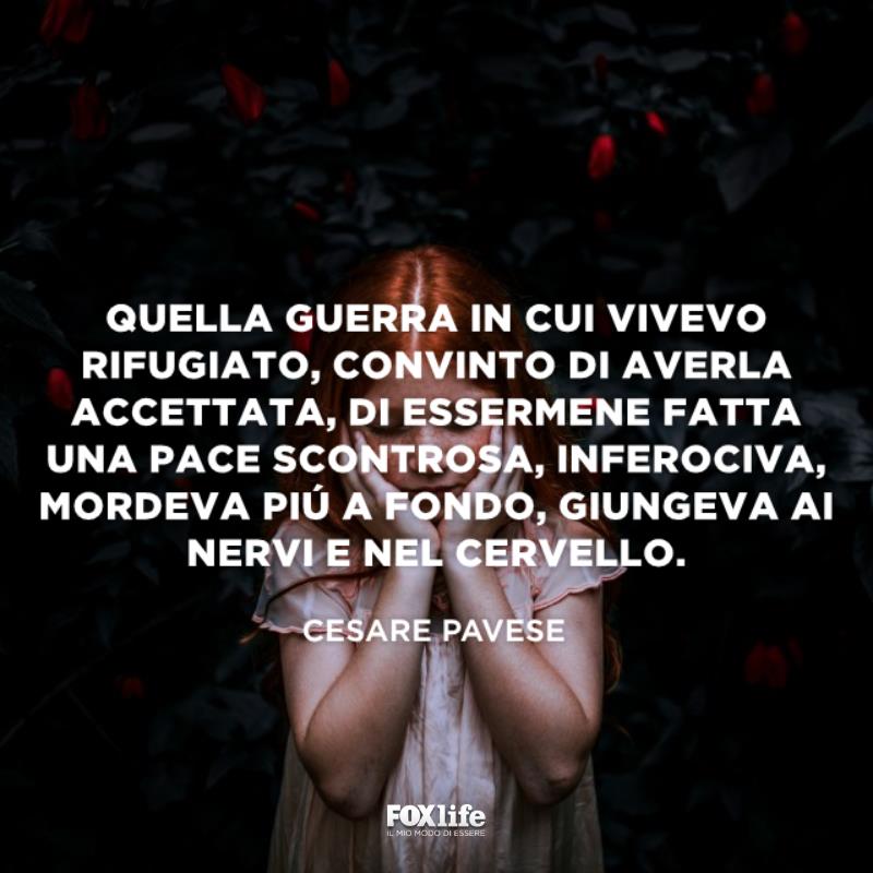Frase sulla guerra Bambina con le mani sul viso