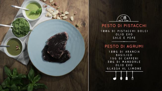 Pesto di pistacchi e pesto di agrumi con tonno ai semi di papavero Pesto di pistacchi e pesto di agrumi