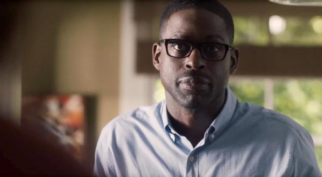 This Is Us: le divertenti risposte di Sterling K. Brown ai fan Un'immagine di Sterling K. Brown nei panni di Randall in This Is Us
