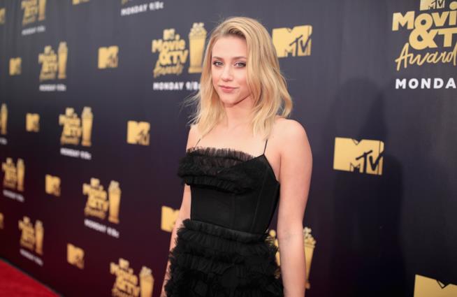 Lili Reinhart ai 2018 MTV Movie Awards L'attrice Lili Reinhart