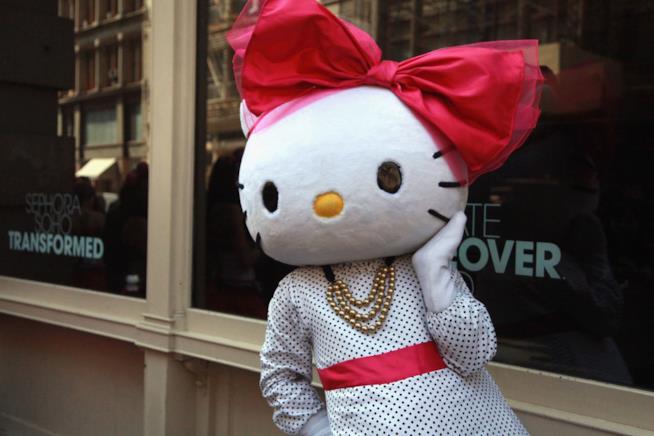 Hello Kitty, mascotte Hello Kitty, primo caffè