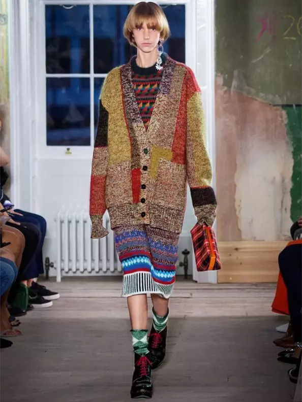 Maxicardigan Burberry autunno inverno 2017 2018 Maxicardigan di Burberry per autunno inverno 2017 2018