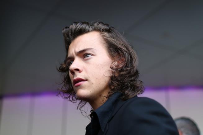 Harry Styles nella campagna Gucci Harry Styles in primo piano