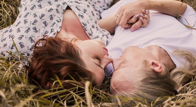 Nel sesso le donne non sono diverse dagli uomini e lo confermano numerosi studi scientifici attuali Nel sesso la scienza dimostra attualmente che le donne non sono diverse dagli uomini