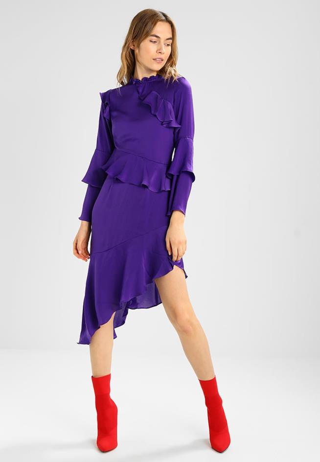 Abito Ultra Violet - primavera estate 2018 Abito Ultra Violet - primavera estate 2018