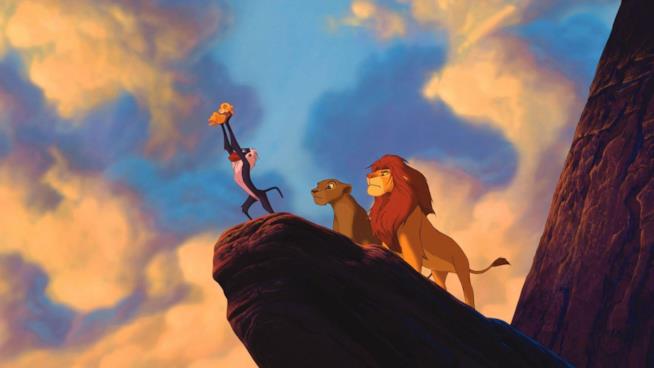 Le novità dei film Disney, da Il Re Leone a Mary Poppins Returns Simba e Nala sulla Rupe dei Re