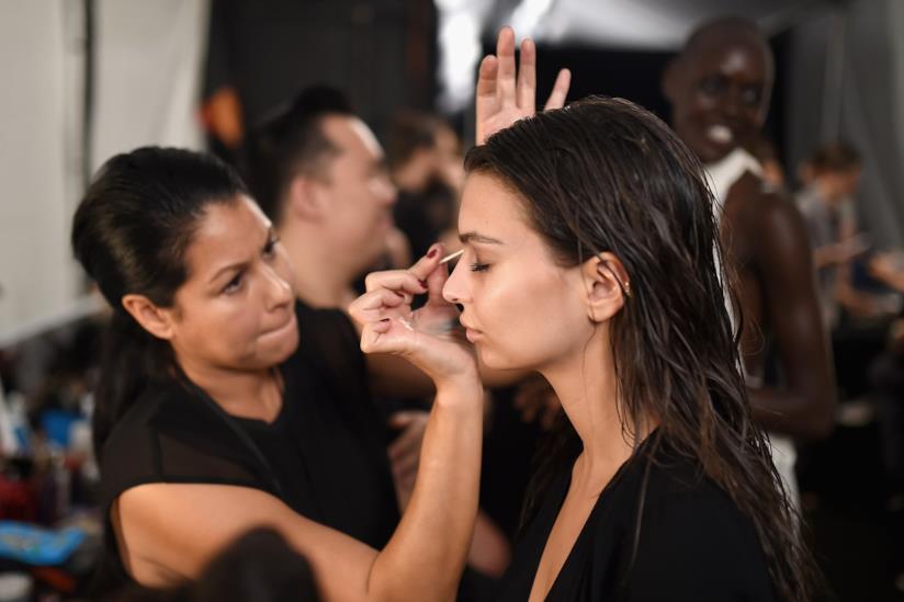 Emily Ratajkowski e il cat eye Emily Ratajkowski al trucco