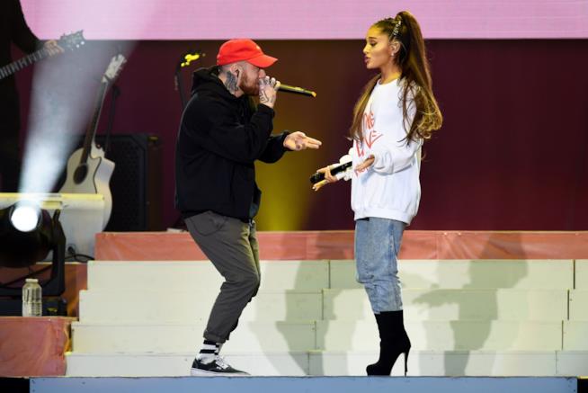 Mac Miller e Ariana Grande a Manchester Ariana Grande canta con mac Miller al concerto di Manchester