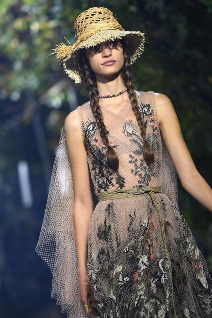 Sfilata Dior Un look della sfilata Dior