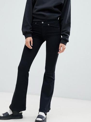 Jeans a zampa