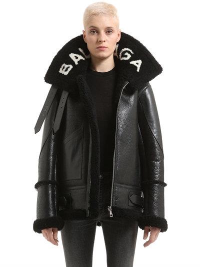 Montone Balenciaga autunno inverno 2017 2018 Montone nero Balenciaga autunno inverno 2017 2018