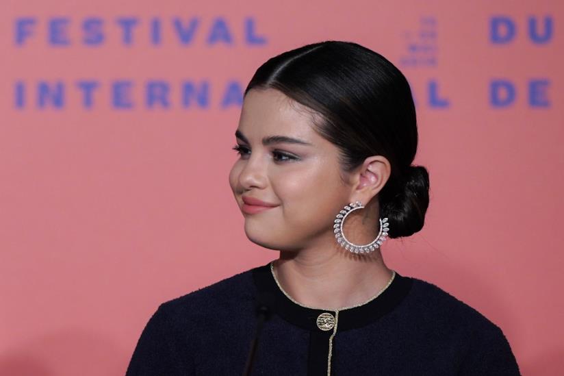 Selena Gomez contro i social media Selena Gomez in primo piano
