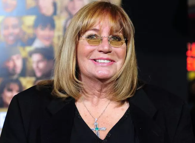 La regista Penny Marshall muore all'età di 75 anni Penny Marshall
