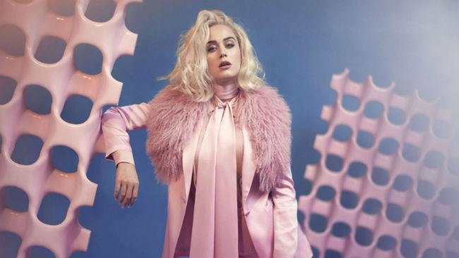 Katy Perry è uscita con Witness Katy Perry ha pubblicato il 9 giugno l'album Witness