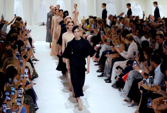 Parigi Haute Couture: trend in passerella La sfilata Dior