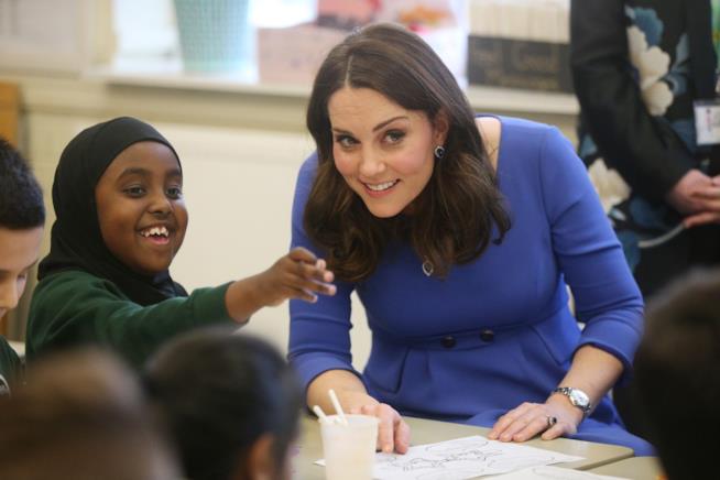 Kate Middleton dona i suoi capelli per aiutare i bambini malati Kate Middleton dona i suoi capelli per aiutare i bambini malati