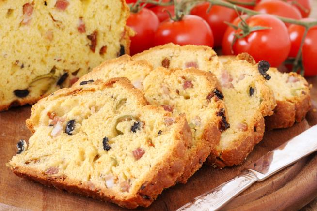 Ricetta plumcake salato zucchine e speck Plumcake salato zucchine speck e gorgonzola