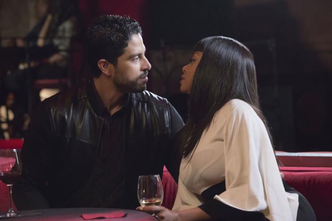 Cookie Lyon flirta con l'infiltrato alla Lyon Dynasty, Laz Cookie Lyon flirta con Laz, infiltrato alla Lyon Dynasty