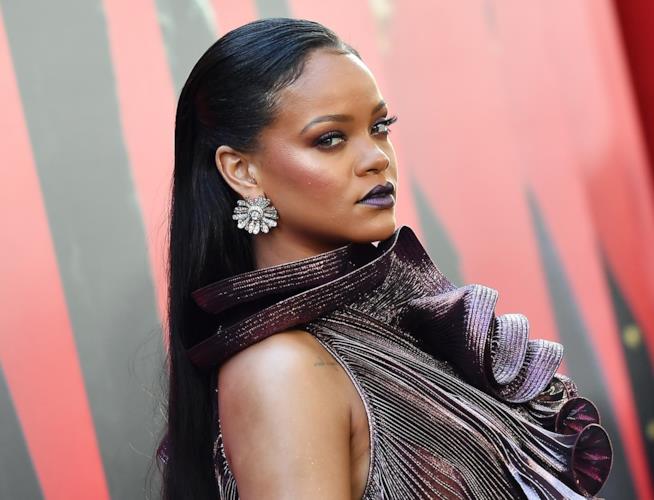 Le foto più belle delle star sui social della settimana Rihanna
