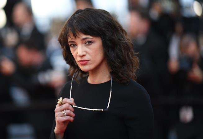 Asia Argento e i rumor sul nuovo amore Asia Argento a un evento