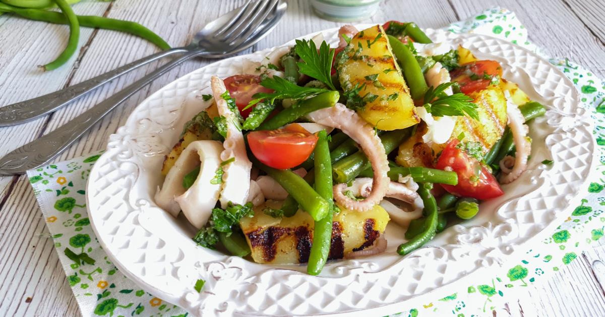 Insalata fredda di polpo con fagiolini croccanti