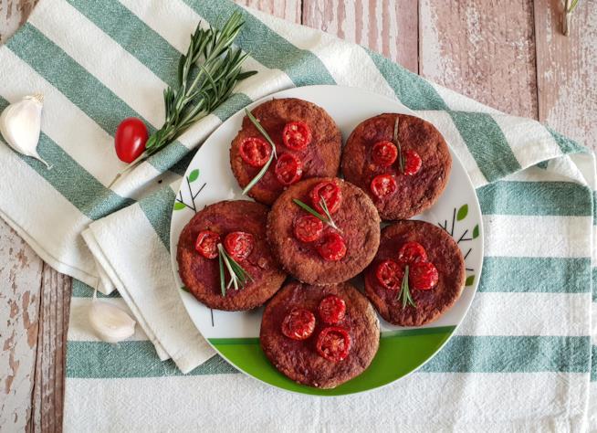 Pizzette Piatto con focaccine