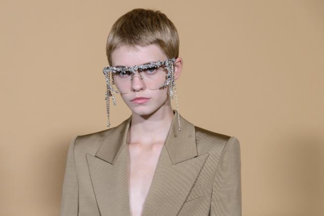 Occhiali da sole a mascherina 2019 Givenchy Occhiali da sole a mascherina 2019 Givency Primavera