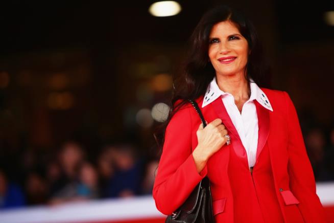 Pamela Prati ha trovato l'amore e diventa mamma a 60 anni grazie all'adozione Pamela Prati