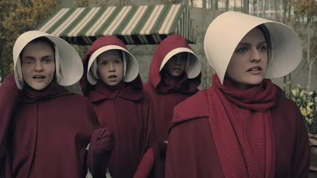 The Handmaid's Tale: teaser seconda stagione Una scena di The Handmaid's Tale