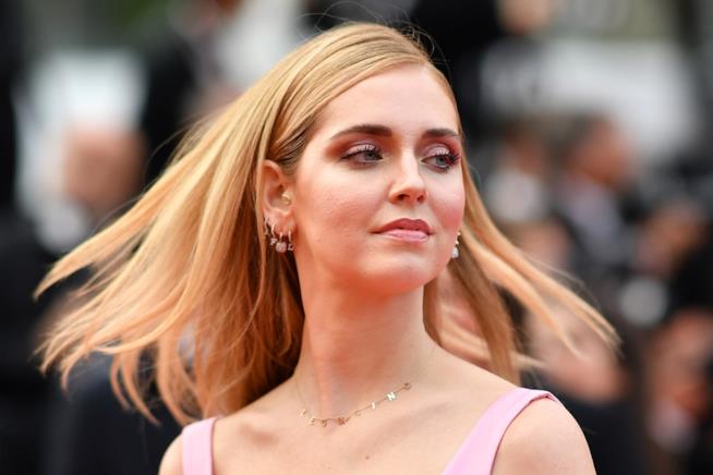 Chiara Ferragni e le gonne plissettate Collage tra Chiara Ferragni e la gonna