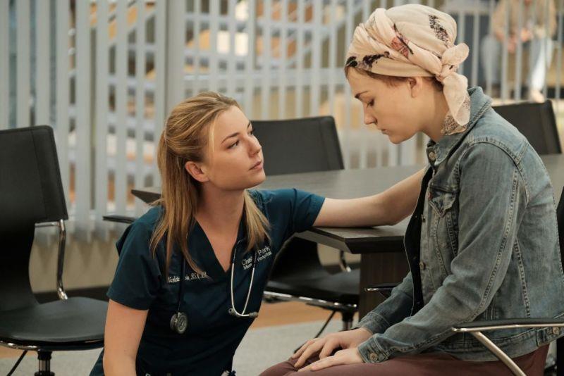 Lily e Nic Lily e Nic in una scena di The Resident