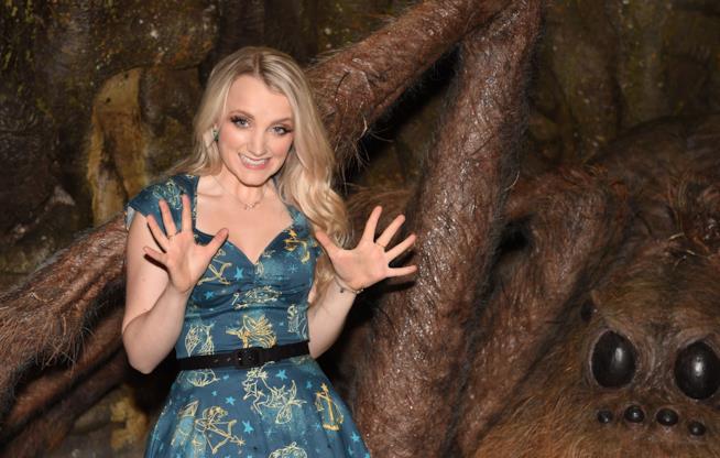 L'attrice di Harry Potter Evanna Lynch Evanna Lynch con Aragog