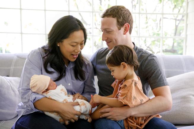 Mark Zuckerberg e Priscilla Chan hanno avuto la loro seconda figlia Mark Zuckerberg e Priscilla Chan con le loro figlie