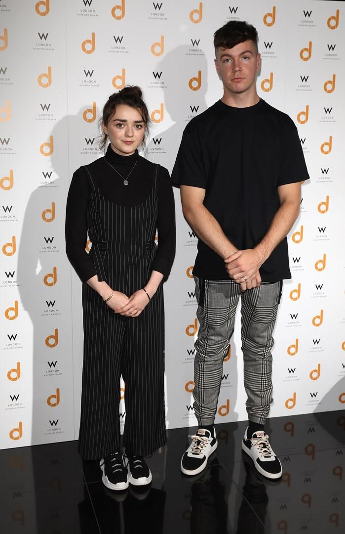 Maisie Williams e Dom Sauntry al lancio di Daisie Maisie Williams e Dom Sauntry