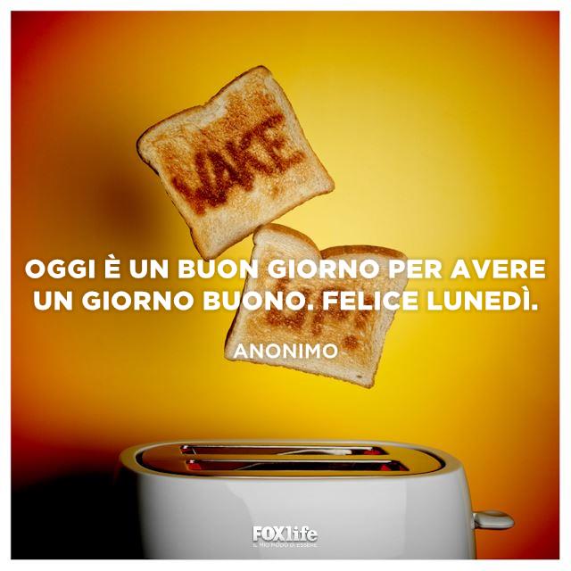 Giorni buoni Tost che escono dal tostapane