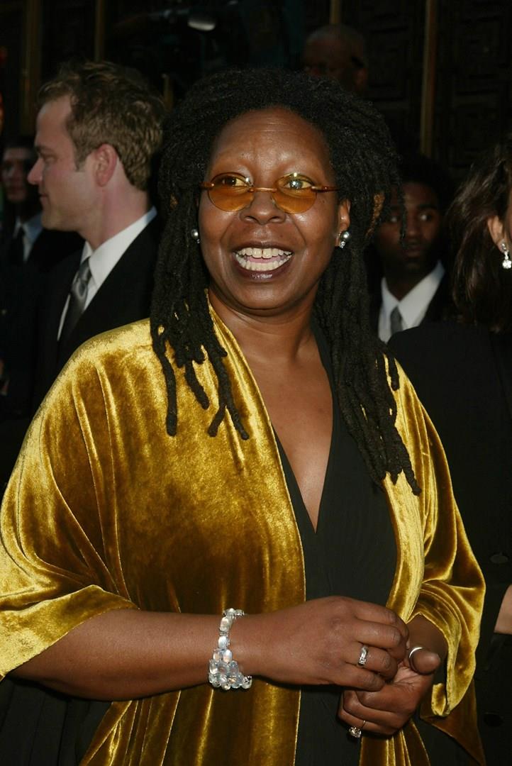 Whoopi Goldberg denuncia razzismo a Hollywood Whoopi Goldberg