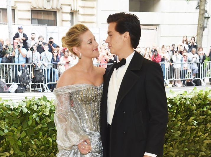 Lili Reinhart e Cole Sprouse al Met Gala 2018 Lili Reinhart e Cole Sprouse