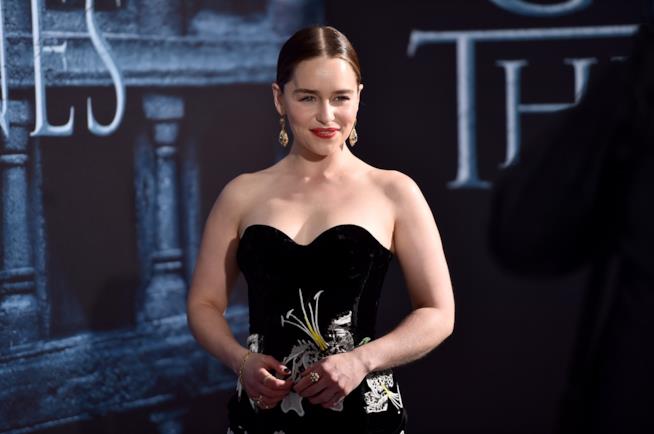 Emilia Clarke di Game of Thrones difende la nudità nella serie Emilia Clarke