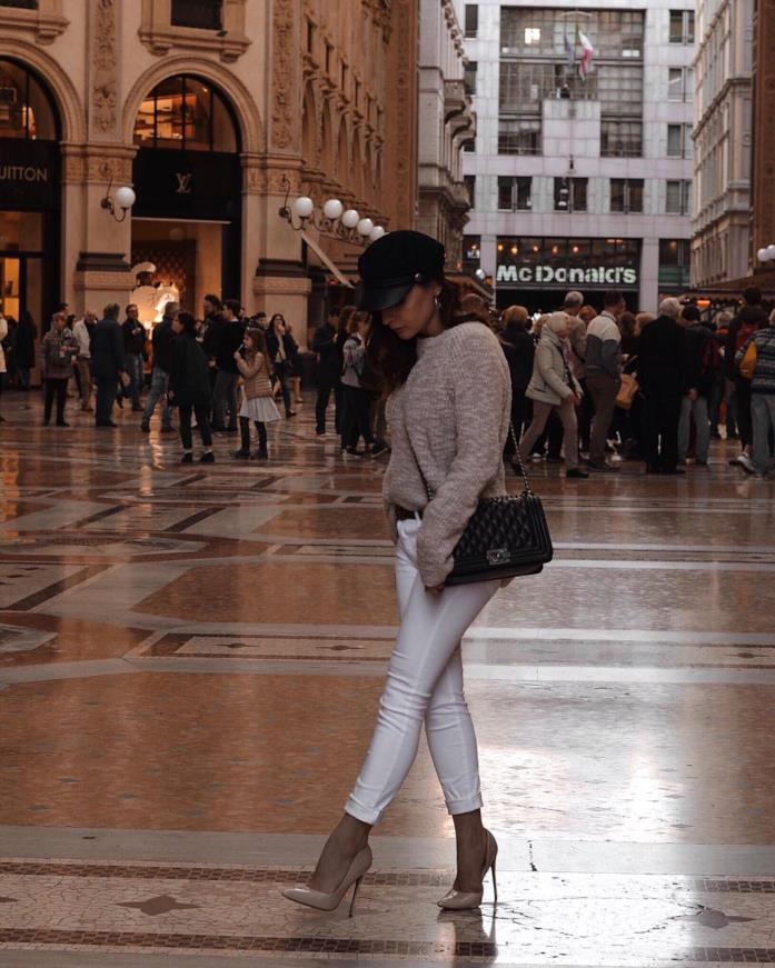 Irene Pila Irene Pila a Milano con outfit casual chic