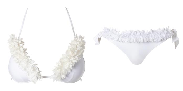 Costumi da bagno Calzedonia 2018 bikini bianco Costumi da bagno Calzedonia 2018 bikini bianco