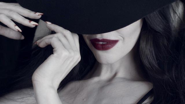 Chrysta Bell su Vogue Un'immagine di Christa Bell