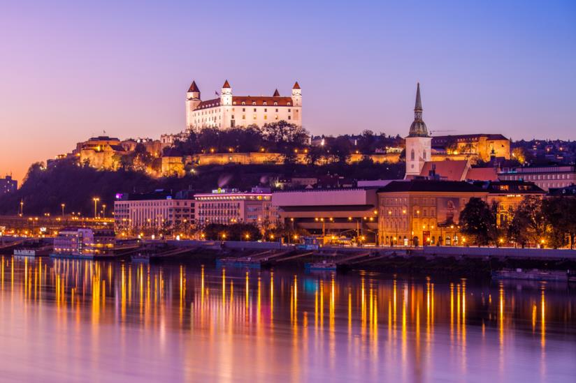 Romantica vista del castello di Bratislava Il castello di Bratislava