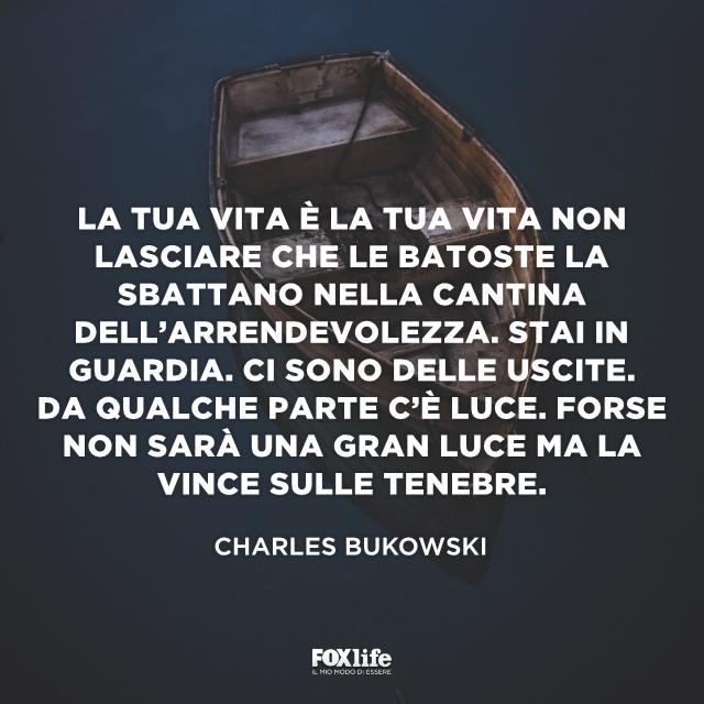 Poesia sulla vita Barca in un lago