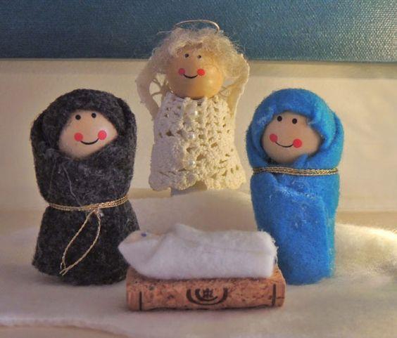 Personaggi di sughero e feltro personaggi del presepe