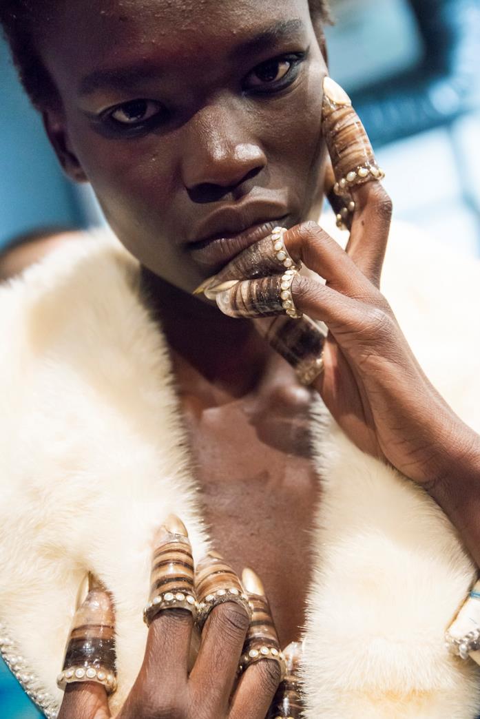 Dennis Basso Dennis Basso dettaglio anelli collezione SS19