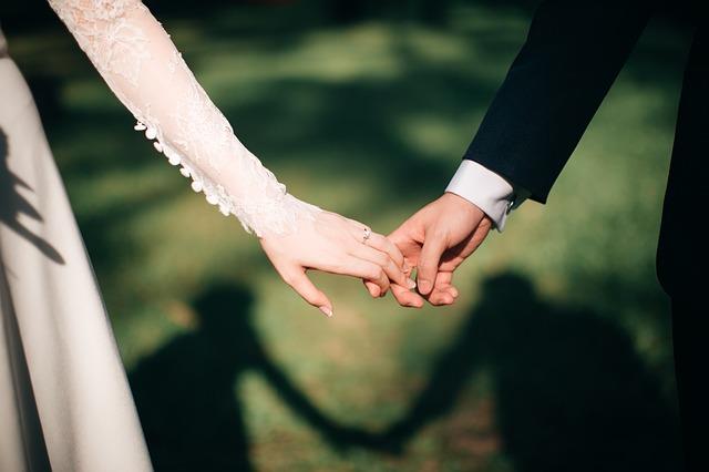 L'aspettativa delle donne di progettare il futuro Le donne hanno l'aspettativa di progettare subito il futuro insieme