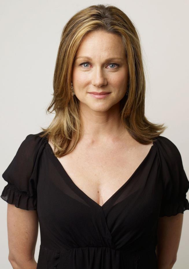 Laura Linney madre a 49 anni